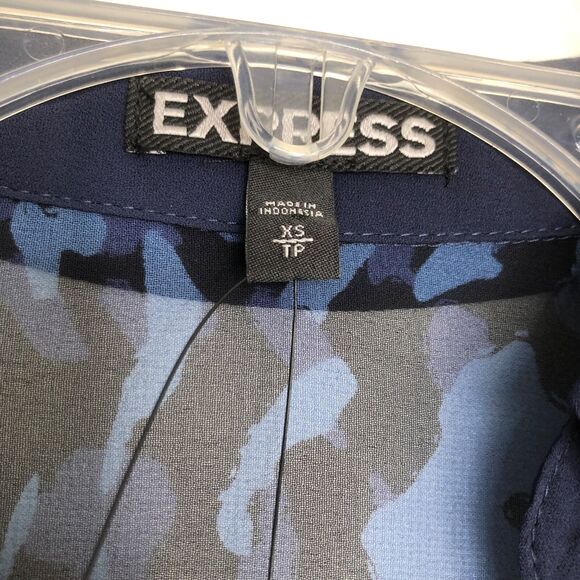 Express NWT Wms XS Sheer Black White Animal Print Button Up Blouse Casual Office - Picture 3 of 10